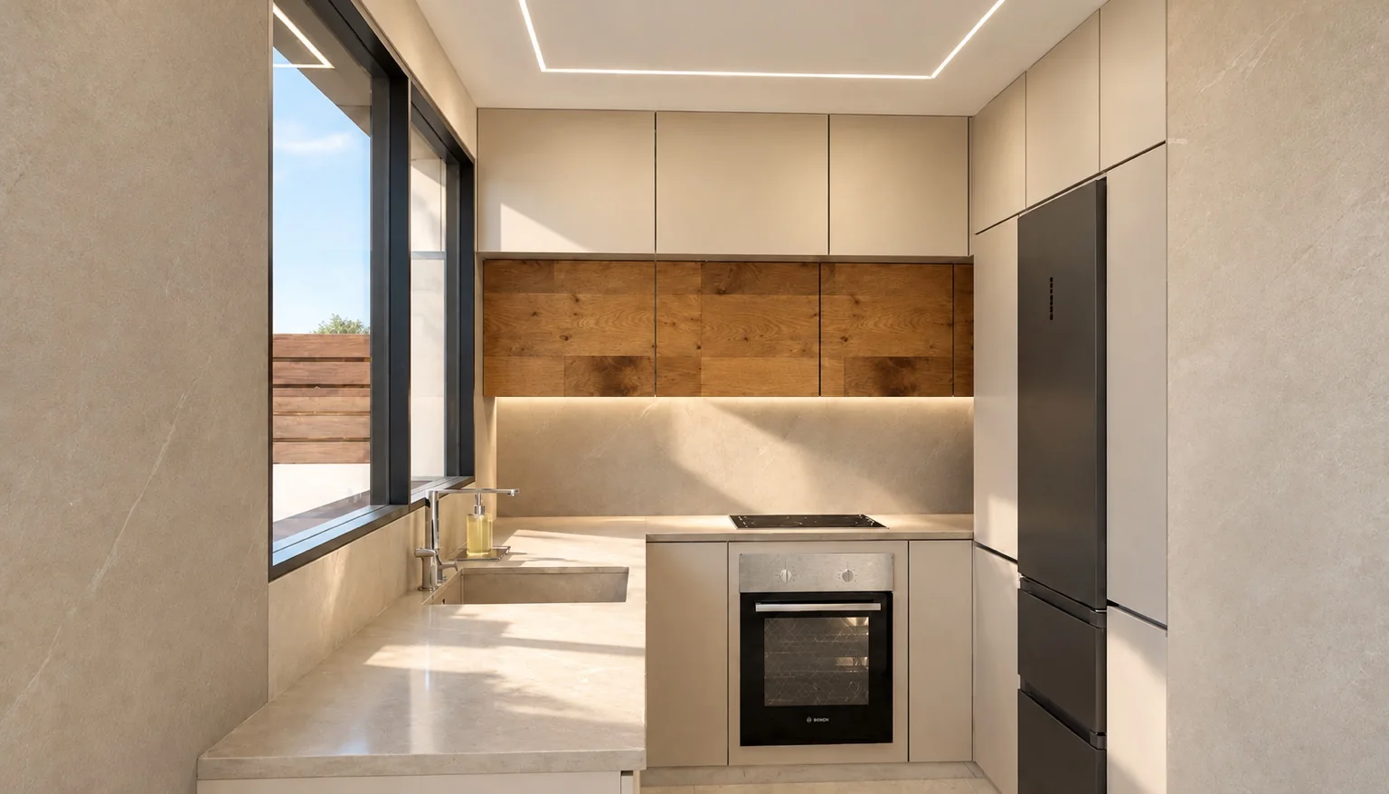 Cocina luminosa con acabados en madera natural